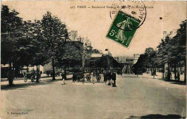 CPA Paris 15e Paris-Boulevard Pasteur et Station du Métropolitain (311753)