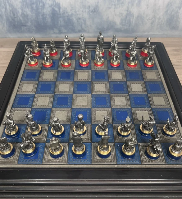 Amazing Chess Set Battle Of Waterloo By Franklin Mint 1985
