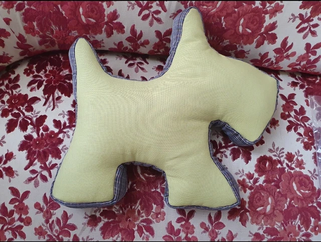 Coussin Poisson Smallmouth Bass Réaliste – GABY – 100% Polyester – Idée Cadeau Pêche
