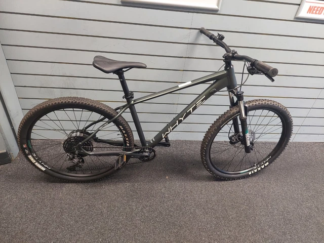 Whyte 605 deals mountain bike