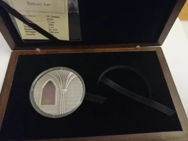 2004 - Liberia $10 Dólares Tiffany Art I 2 OZ + caja de madera, CoA PERFECT