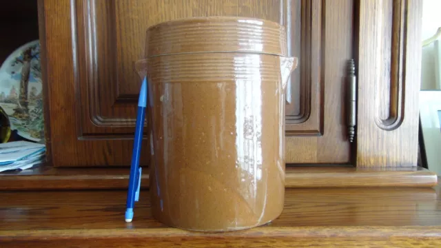 Poterie - ancien pot à graisse ou à sel,  en grès vernissé, hauteur 19 cm