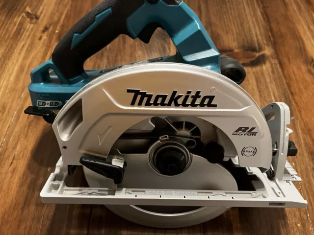 Makita XSH06 18Vx2 LXT 36V Brushless Cordless 7-1/4" Circular Saw - Bare Tool