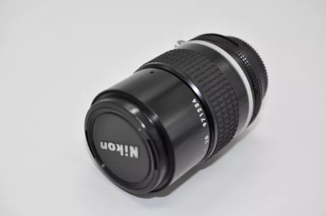 Nikon Ai Nikkor 135mm F/2.8 Mf Portrait Lentille De Japon