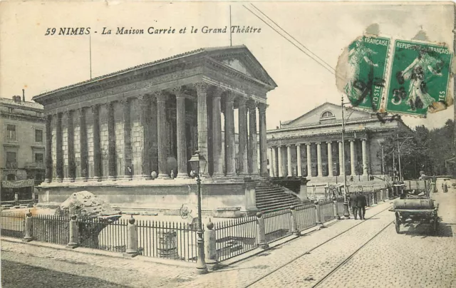 30  Nimes  La Maison Carree Et Le Grand Theatre  59