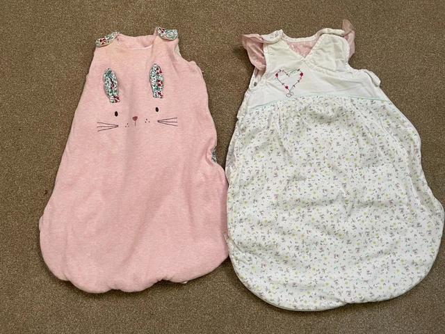 2 saco de dormir para bebé niña. 0 - 6 meses 2,5 Tog. Tu Kiddicare. Conejo floral