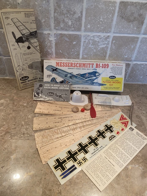 VTG GUILLOW 'S Messerschmitt BF-109 Flying Balsa Model Kit # 505 USA 