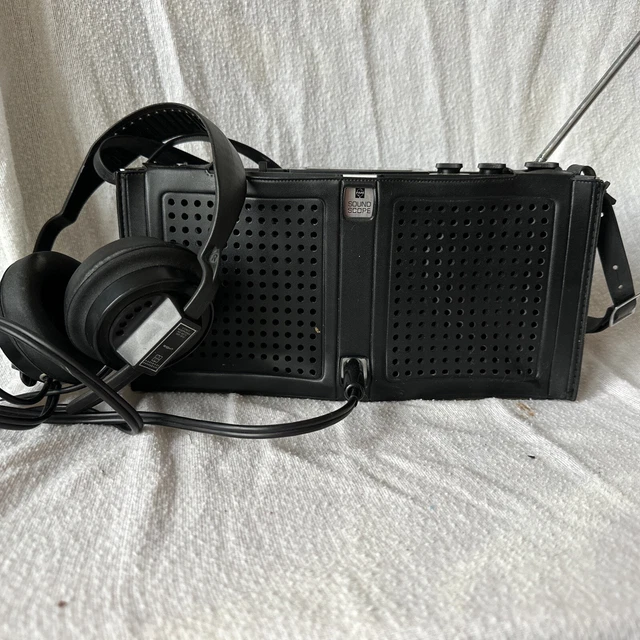 1967 NATIONAL PANASONIC/MATSUSHITA Transistor Radio With Headphones