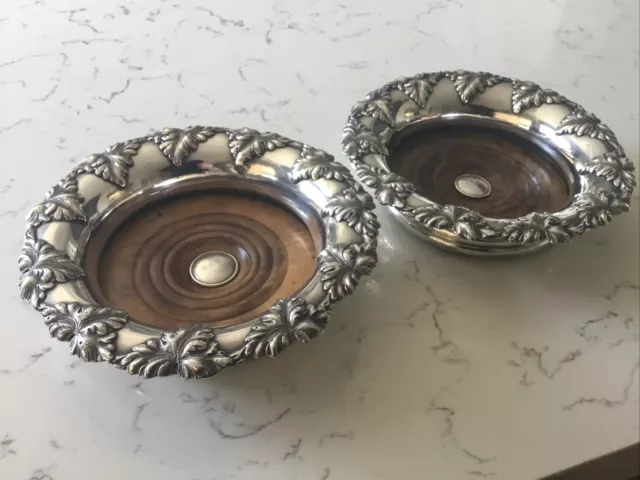 A Fine Pair Of Large Georgian Silver Plated Wine Bottle Coasters, Circa 1800. 2