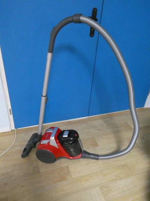 aspirateur traineau sans sac Hoover model breeze ( occasion , défaut )