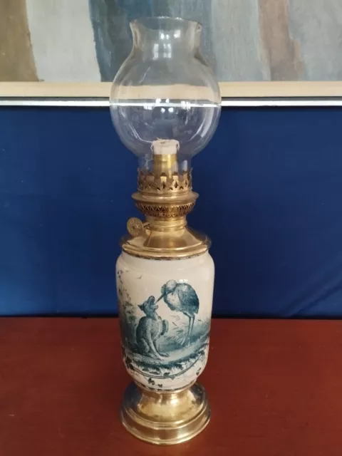 Rare Ancienne Lampe A Petrole En Faience Decor Le Loup Et Le Heron Fable D'esope