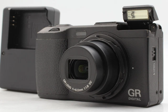 [ NEAR MINT ] Ricoh GR DIGITAL IV 10.4MP Compact Digital Black Camera From JAPAN