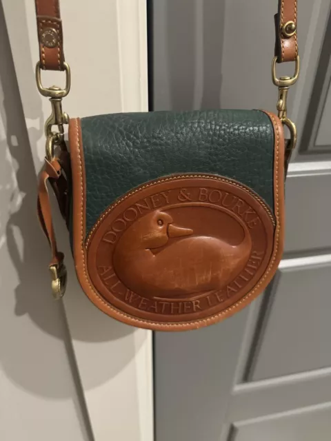 VINTAGE Dooney & Bourke Large Big Duck Shoulder Bag GREEN PEBBLE LEATHER USA