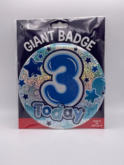 Insignia gigante de tercer cumpleaños