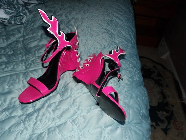 Cape robbin on sale hell flame