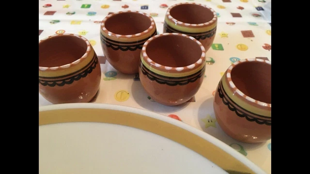 5 Stück Kleine Likörbecher 4cm Braun Keramik Tassen Becher Eierlikör