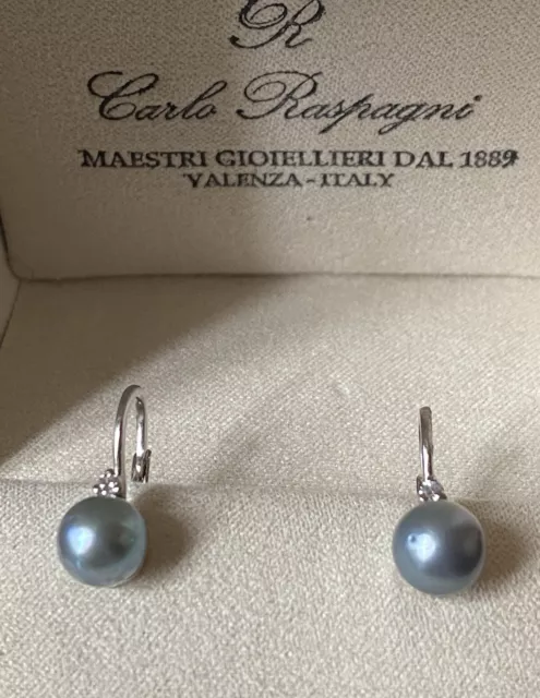 PAIO ORECCHINI IN ORO 18 kt. CON DIAMANTI NATURALI E PERLE AKOYA GRIS BLEU