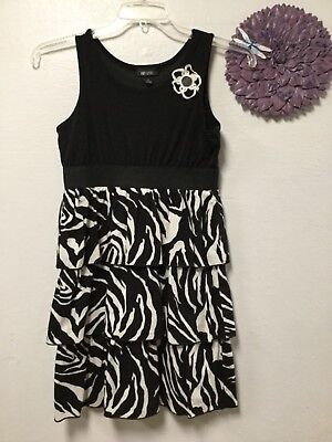 Amy Byer Girls Dress Size 16 Black White Elastic Band at Waist Lined 106