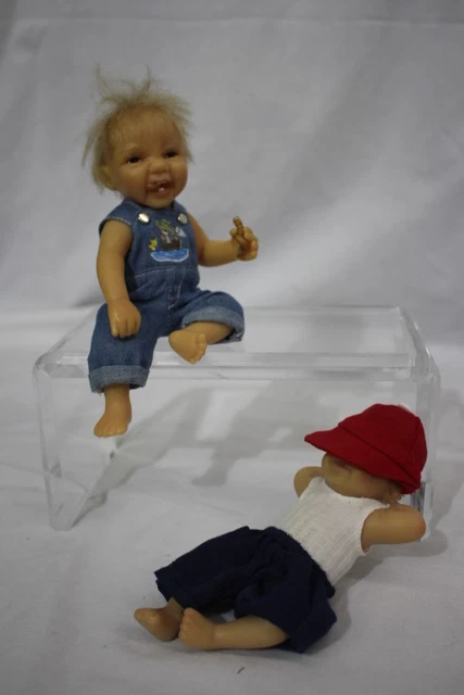 Pair of ASHTON DRAKE Mini Dolls REEL CUTE Series Baby Fishermen BAIT DAY & FISH