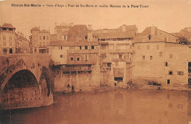 OLORON-Ste-MARIE - Gave d'Aspe - Pont de Ste-Marie et vieilles maisons