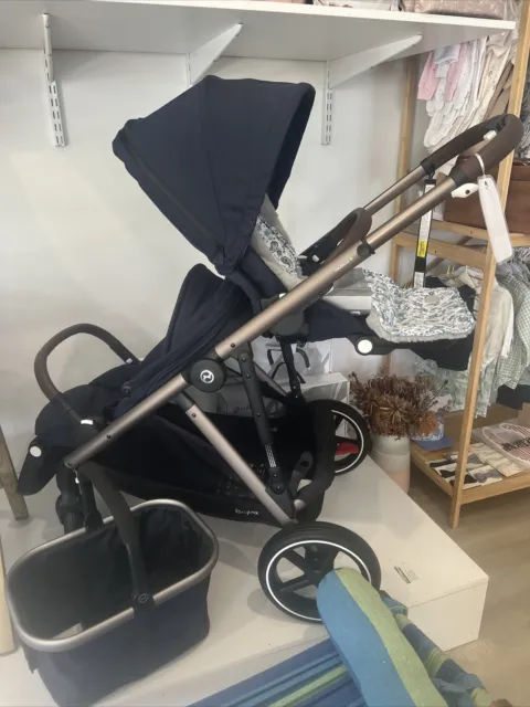 Cybex Gazelle with Second Seat - EX DISPLAY RRP $1,948