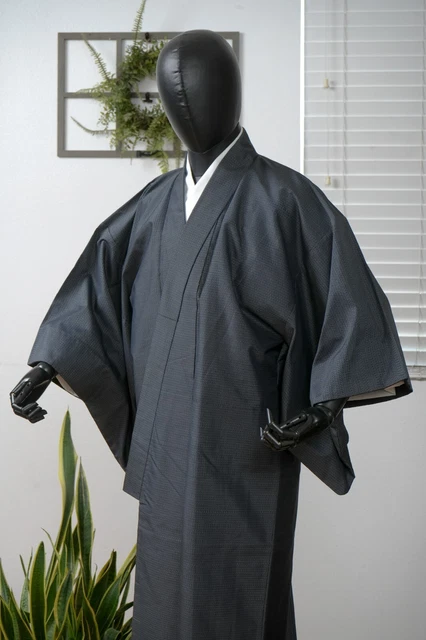 Dear Vanilla Japanese Silk Kimono Men's Robe Gown Authentic Japan Vintage Mint 2