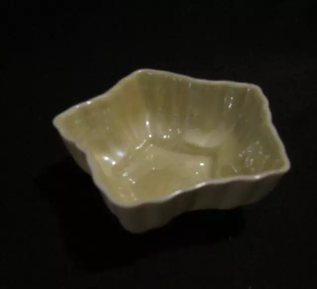 Vintage Belleek Star Open Salt Dish Yellow Luster Ireland, Green Mark 1965