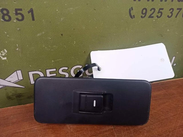 YUD501070PVJ alzavetri interruttore posteriore sinistro per Land Rover Discovery III