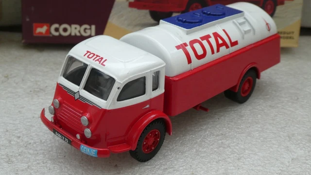 RENAULT FAINEANT CITRENE TOTAL CORGI EX71201 1:50 of reference EX71201