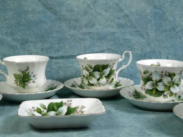 Royal Albert Trillium Bone China Coffee Tea Set Cups Classy gold white green