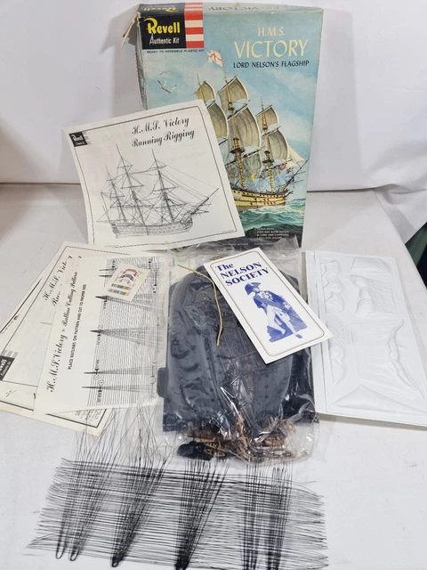Revell Modellbausatz H.M.S. Duke Of York – Maßstab 1:700, 186 Teile, Skill-Level 4