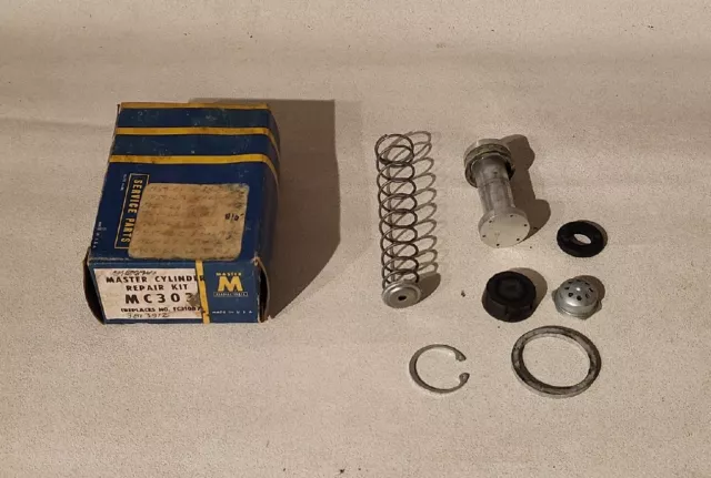 Master Parts Master Cylinder Repair Kit NOS Part # MC303