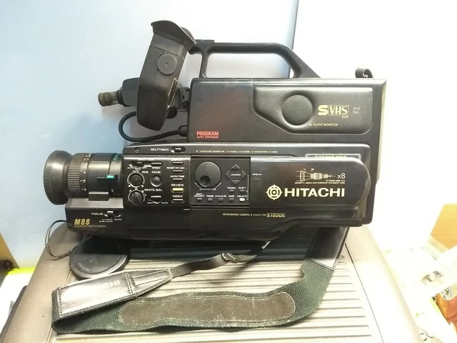 CAMESCOPE VINTAGE HITACHI VM-4400 VHS Pour Pièces Ne Fonctionne Plus. EUR 70,00 - FR