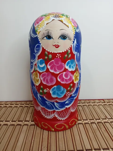Russian Nesting Dolls Matryoshka Babushka Hand Painted Set of 7