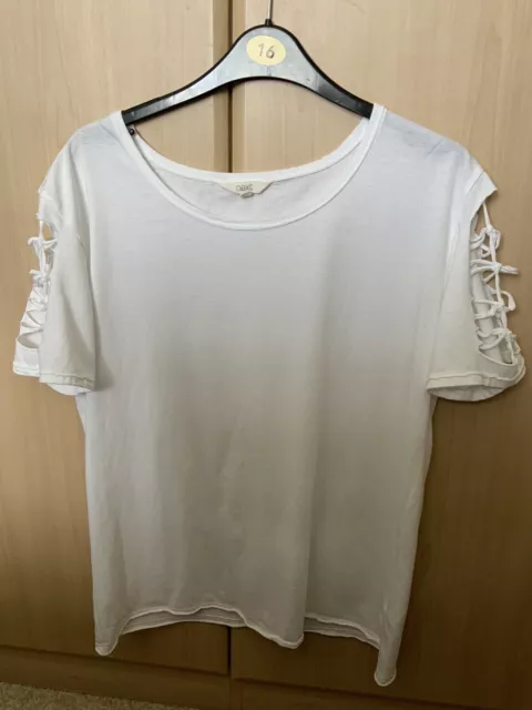Women’s NEXT White Cut Out Shoulder Short Sleeve Cotton T-Shirt / Top - Size 12