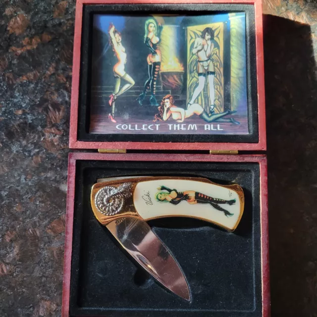 Vintage United Cutlery Vicki Sexy Pinup Girl Collector Folding Pocket Knife 15 99 Picclick