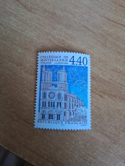 Timbre la poste 1998 4,4F COLLEGIALE DE MANTES LA JOLIE