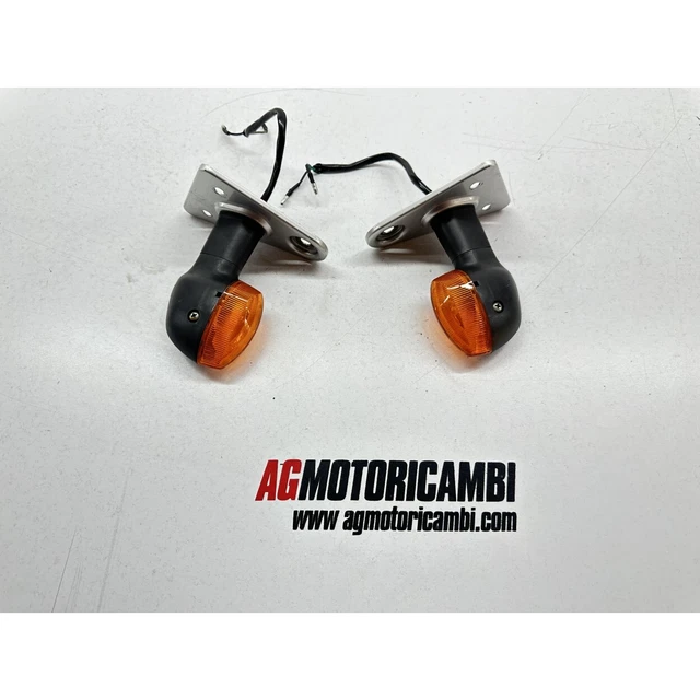 Clignotants Plastique Pour Triporteur Piaggio Ape - Paire Gauche/droite Neuve, Marque CEV Italie
