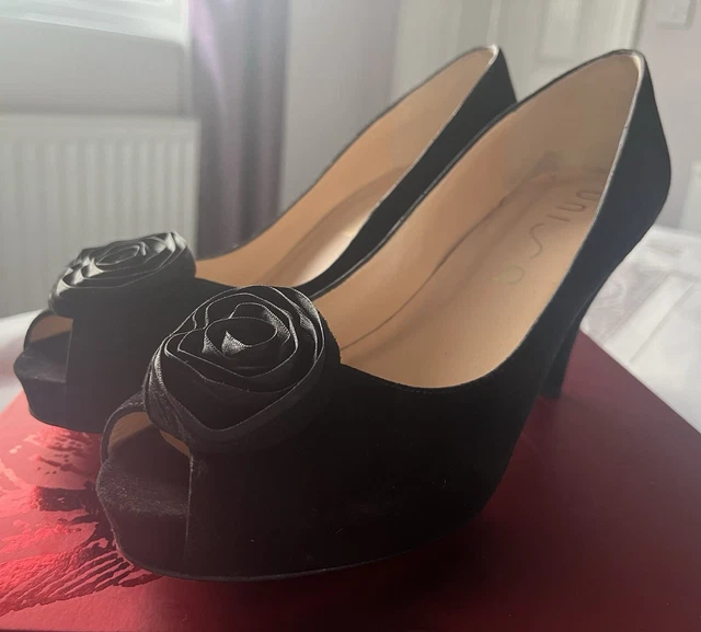 Unisa peep toe shoes hotsell