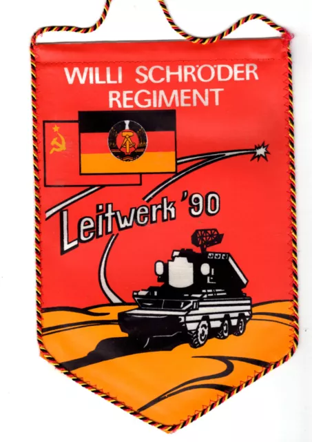 militaria - DDR - NVA - Wimpel Gefechtsschießen Leitwerk 90 - Fla-Raketen-Kompl.