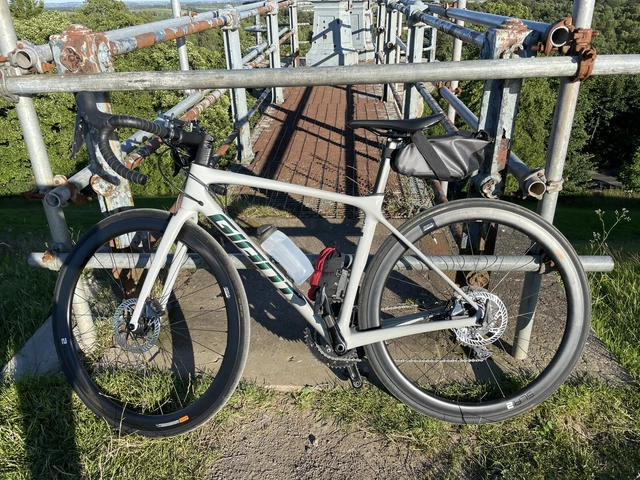 giant tcr advanced road bike