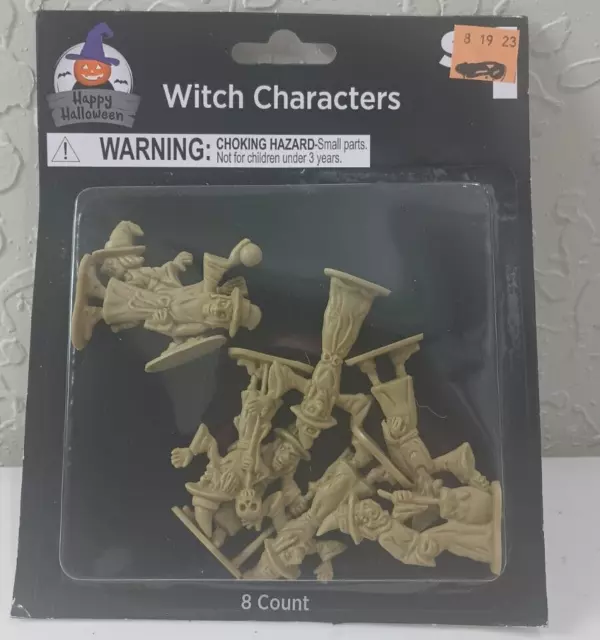 Halloween Witch Characters Toy Figures 8 ct  Plastic Mini Toppers Figure