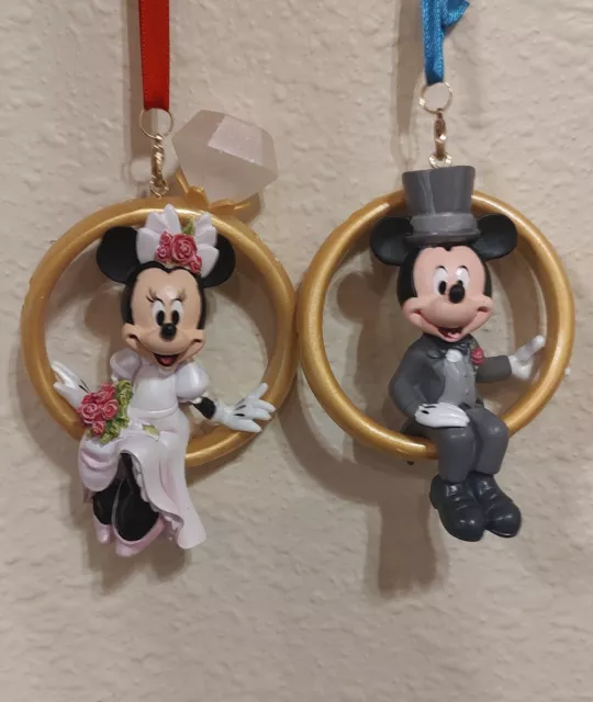 Disney Parks  Mickey & Minnie Mouse Wedding Ring Ornament NIB