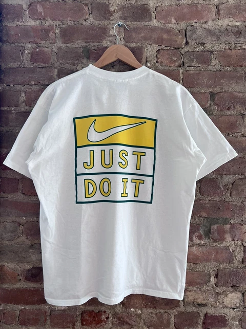 Nike T-shirt Green Yellow Buck Brazil Medium Vintage