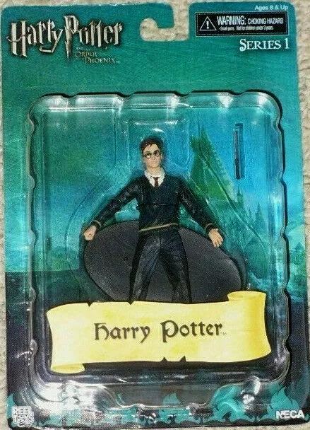 Harry Potter Harry Figurine 3.75 " 9.5cm By NECA