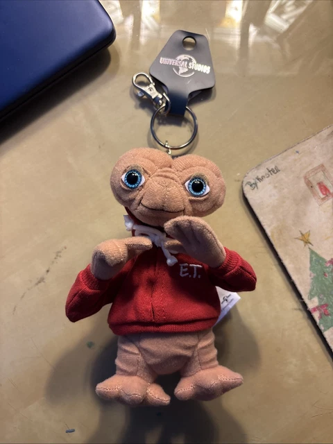 BNWT UNIVERSAL STUDIOS Extra Terrestrial with Red Hoodie