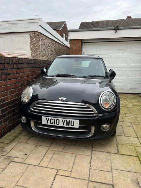 2010 MINI Cooper D 1.6 Black 3dr + Chili Pack + 17" Alloys (Spares or Repairs)