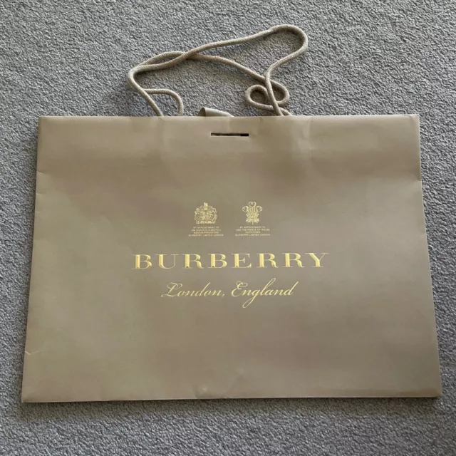 Brand New Authentic Burberry Paper Bag Shopping Bag Gift Bag Luxury Packaging