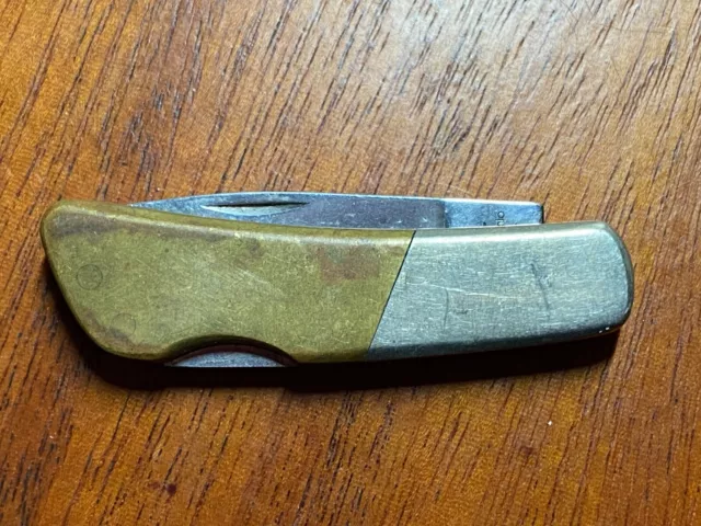 Vintage Kabar 2702 Brass Single Blade Lockback Pocket Knife - 2-3/8" Closed