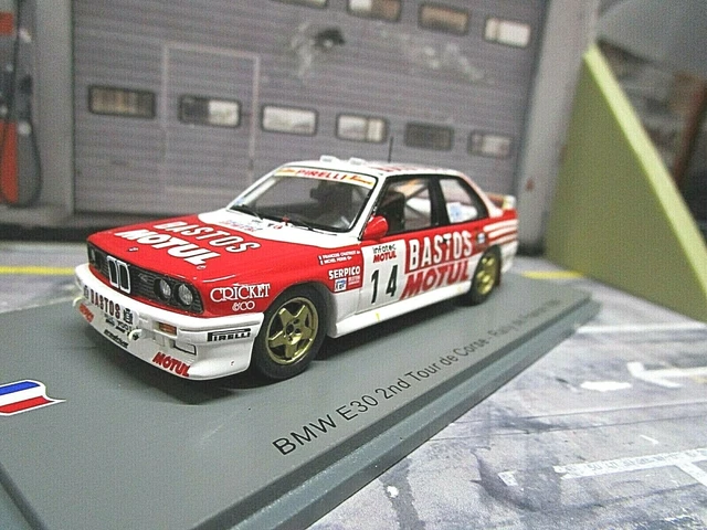 Tarmac Works 1:64 Japan Exclusive Diecast Model Car - BMW M3 Tour De Corse 1987 Winner Bernard Beguin Jean Jacques Lenne